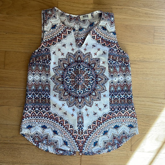 Jory split neck top from StitchFix - Picture 2 of 9